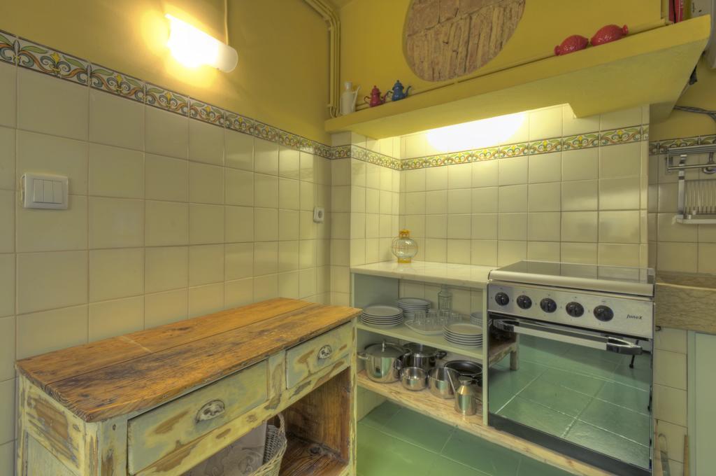 Stay Local In Alfama! Alice Central Home, Near River Lisbon Luaran gambar